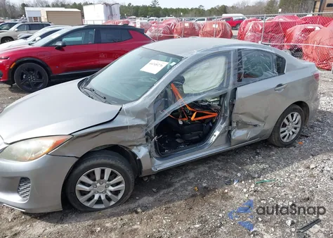 2013 Mazda Mazda3 I Sport из США, поврежденный, VIN JM1BL1U74D1765757